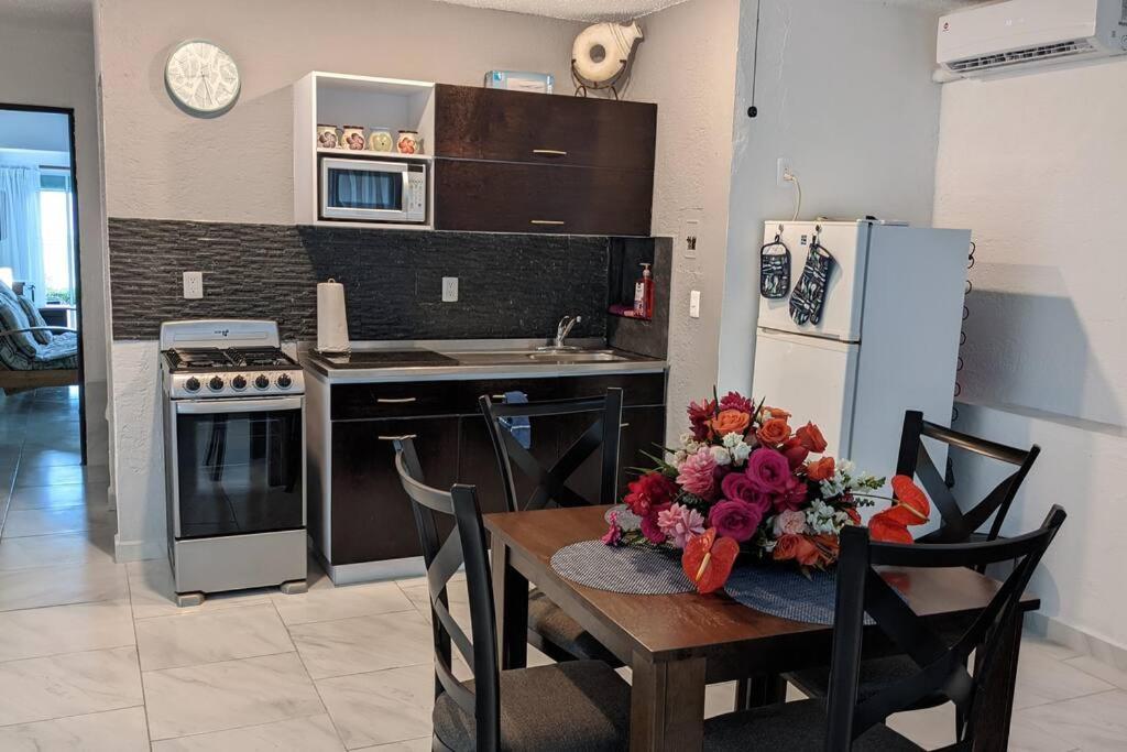 Cancun Oceanfront, Entire Apartment Dış mekan fotoğraf
